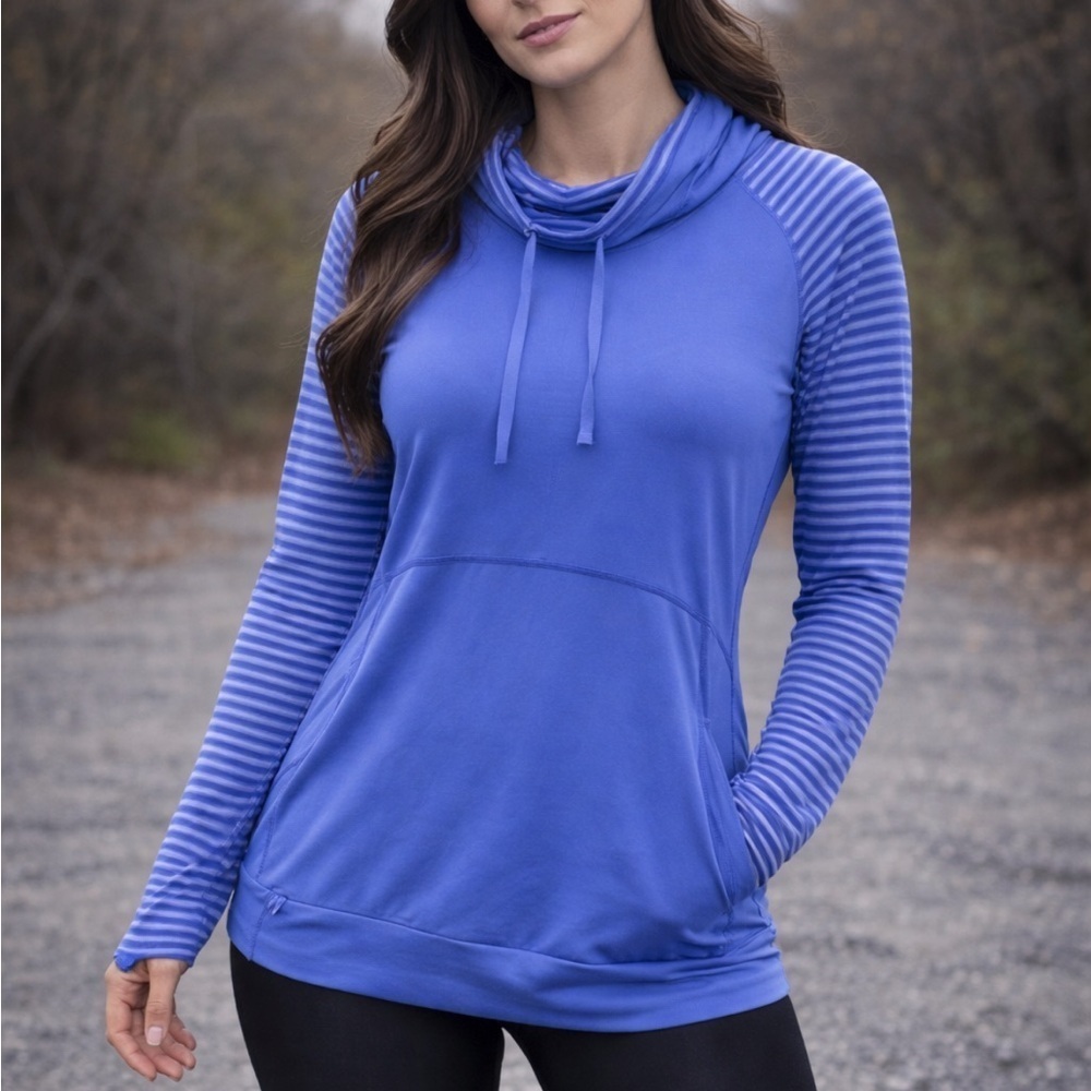 MOUNTAIN HARDWEAR LONG SLEEVED WICK.Q TOP WOMEN’S SIZE SMALL hoodie sweatshirt